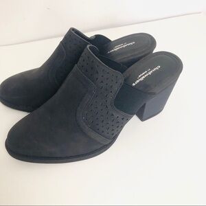 Cloud Walker’s black  mules kelly low heel…‎